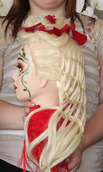 Jak czeszą uczennice (zdjęcia)