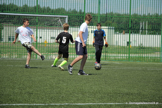 Turniej ministrantów na Orliku w Rydzynie (dźwięk i zdjęcia)