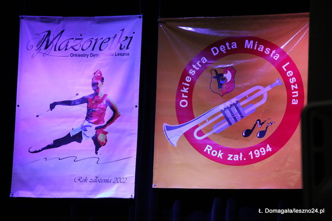 Mażoretki wystąpiły w MOK-u (wideo i zdjęcia)