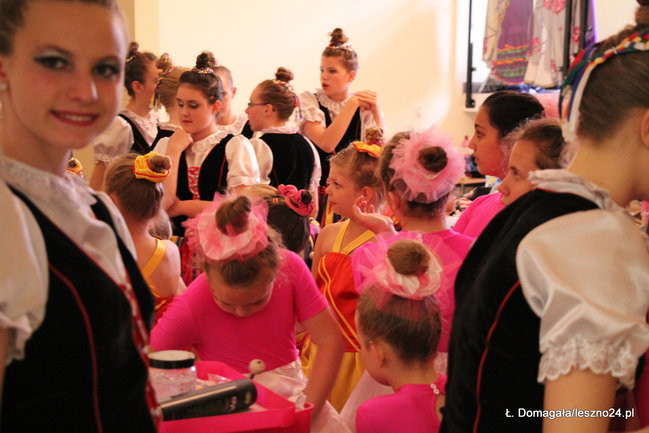 Mażoretki wystąpiły w MOK-u (wideo i zdjęcia)