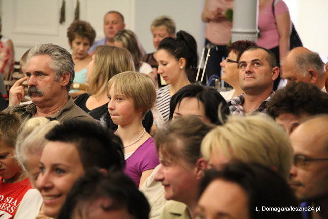 Mażoretki wystąpiły w MOK-u (wideo i zdjęcia)