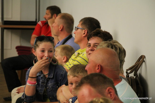 Mażoretki wystąpiły w MOK-u (wideo i zdjęcia)