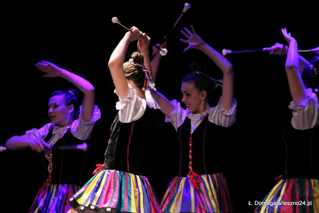 Mażoretki wystąpiły w MOK-u (wideo i zdjęcia)