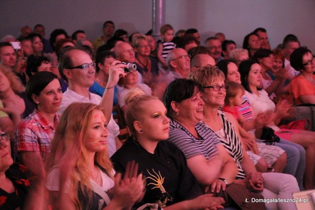 Mażoretki wystąpiły w MOK-u (wideo i zdjęcia)