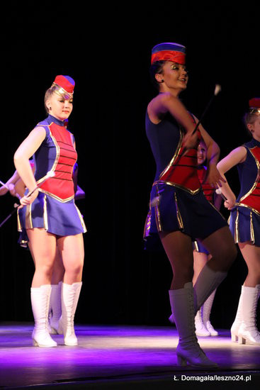 Mażoretki wystąpiły w MOK-u (wideo i zdjęcia)