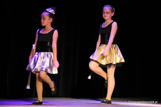 Mażoretki wystąpiły w MOK-u (wideo i zdjęcia)