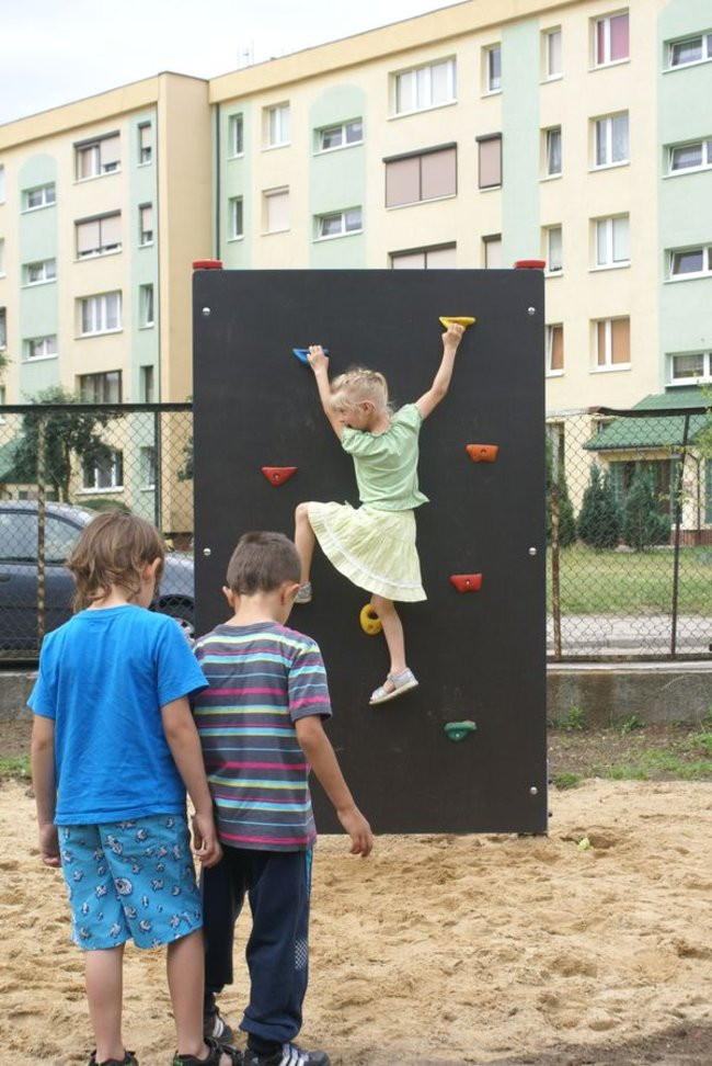 Plac zabaw jak nowy (zdjęcia)