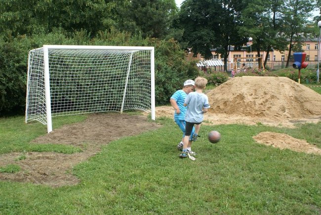 Plac zabaw jak nowy (zdjęcia)