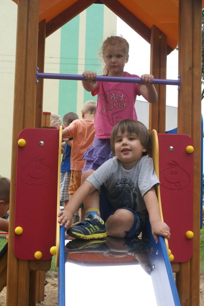 Plac zabaw jak nowy (zdjęcia)