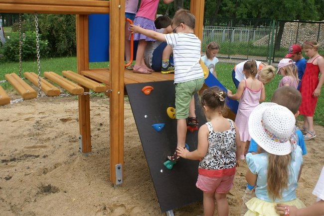 Plac zabaw jak nowy (zdjęcia)