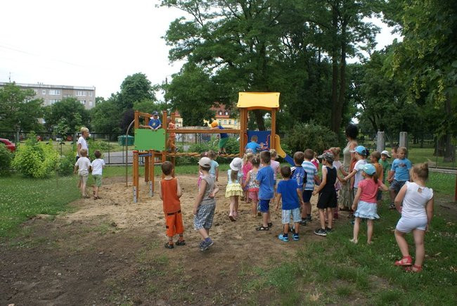 Plac zabaw jak nowy (zdjęcia)