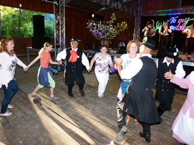 Wianki na ludowo (zdjęcia)