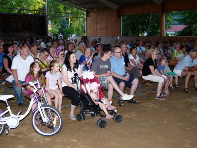 Wianki na ludowo (zdjęcia)