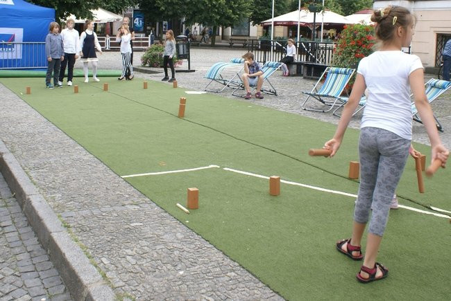 Muzyka, Kubb, bańki mydlane? (zdjęcia)