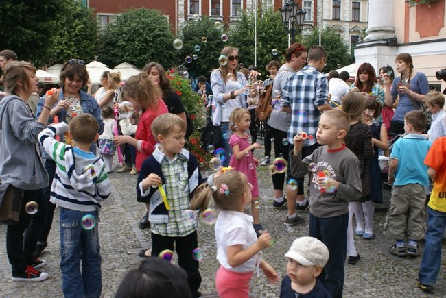 Muzyka, Kubb, bańki mydlane? (zdjęcia)