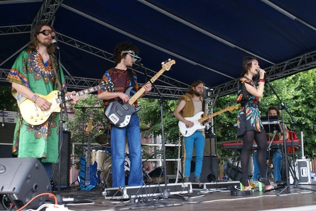 Muzyka, Kubb, bańki mydlane? (zdjęcia)