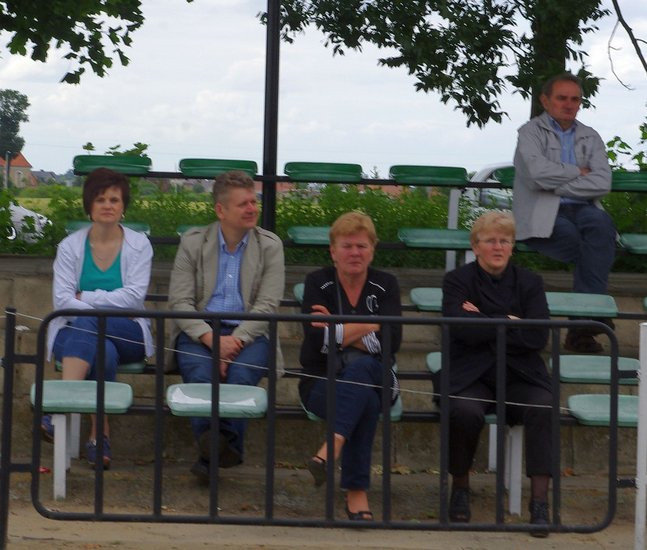 Kolorowo i wesoło powitali wakacje (zdjęcia)