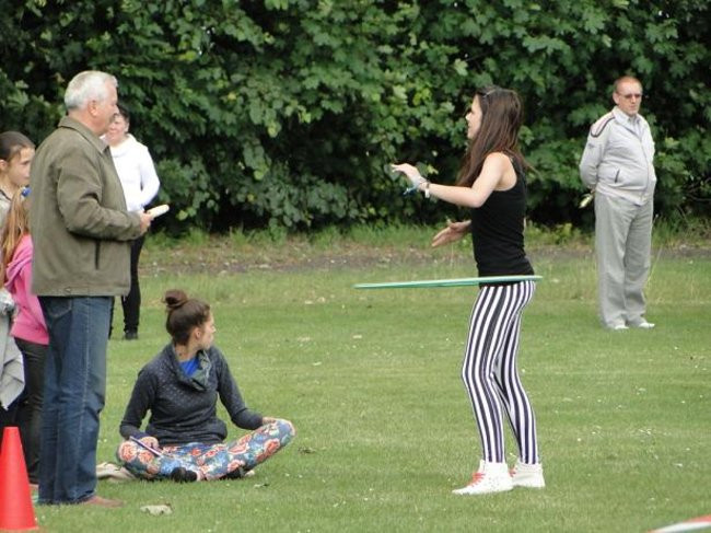 Kolorowo i wesoło powitali wakacje (zdjęcia)