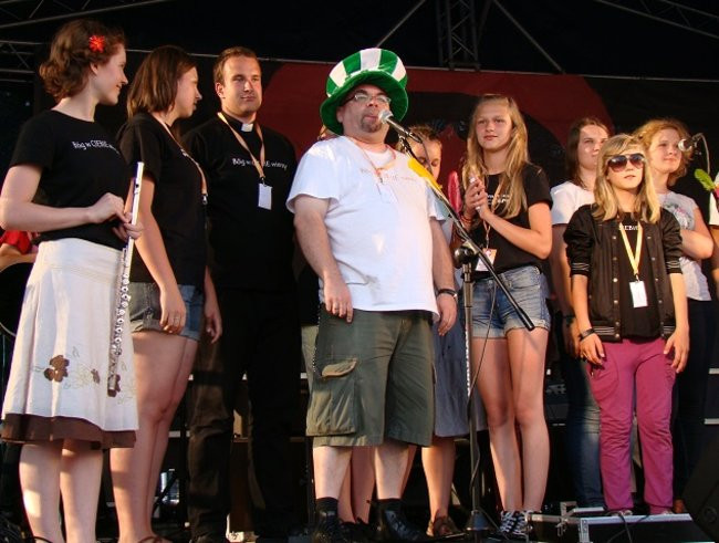 Religijne spotkanie na rynku (zdjęcia, wideo)