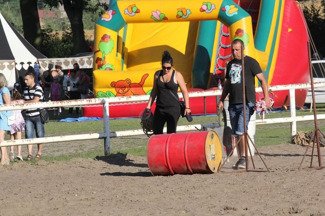 Piknik konny w Jeziorkach (zdjęcia)
