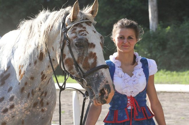 Piknik konny w Jeziorkach (zdjęcia)
