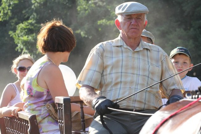 Piknik konny w Jeziorkach (zdjęcia)