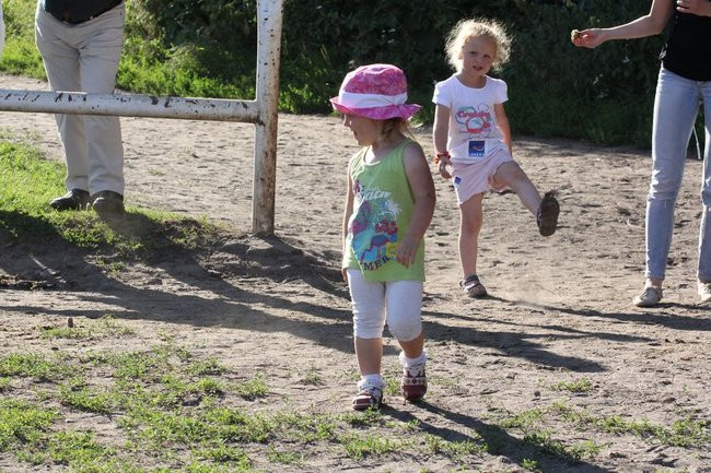 Piknik konny w Jeziorkach (zdjęcia)