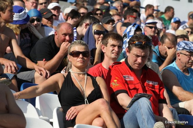 Kibice robią najazd na Gniezno (zdjęcia)