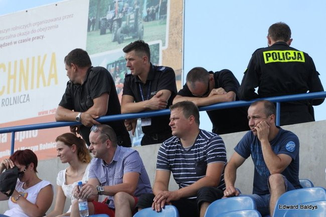 Kibice robią najazd na Gniezno (zdjęcia)