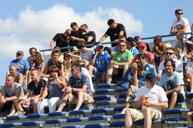 Kibice robią najazd na Gniezno (zdjęcia)