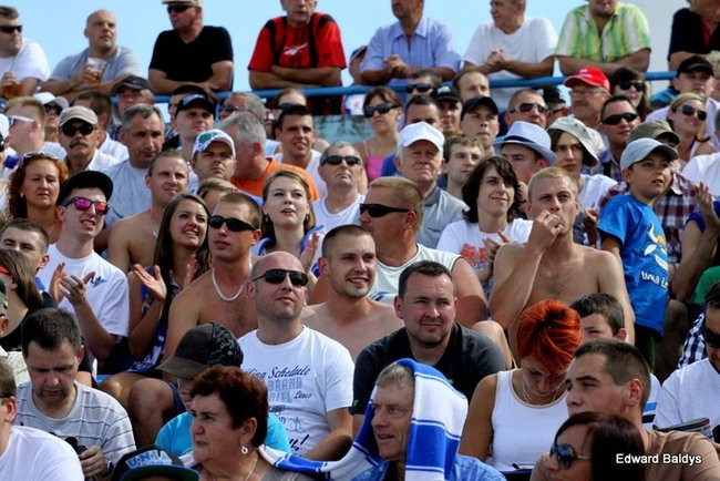 Kibice robią najazd na Gniezno (zdjęcia)