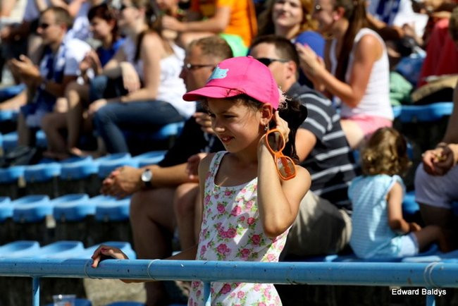Kibice robią najazd na Gniezno (zdjęcia)