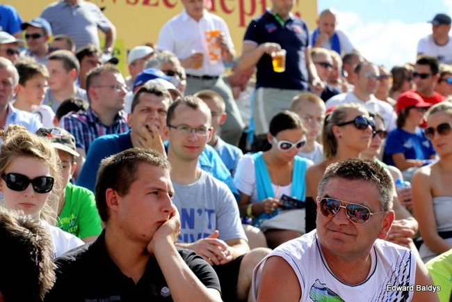 Kibice robią najazd na Gniezno (zdjęcia)