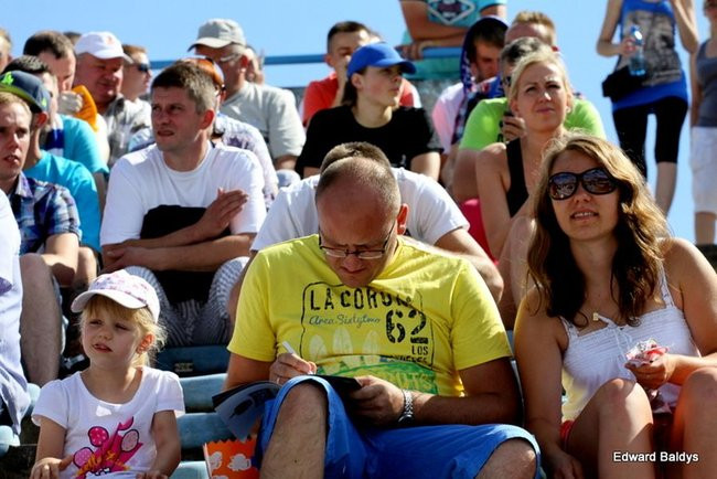 Kibice robią najazd na Gniezno (zdjęcia)