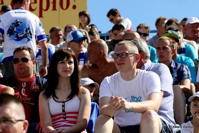 Kibice robią najazd na Gniezno (zdjęcia)