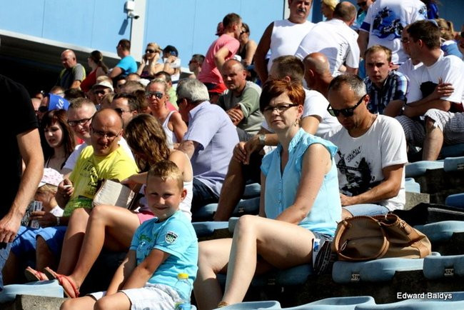 Kibice robią najazd na Gniezno (zdjęcia)