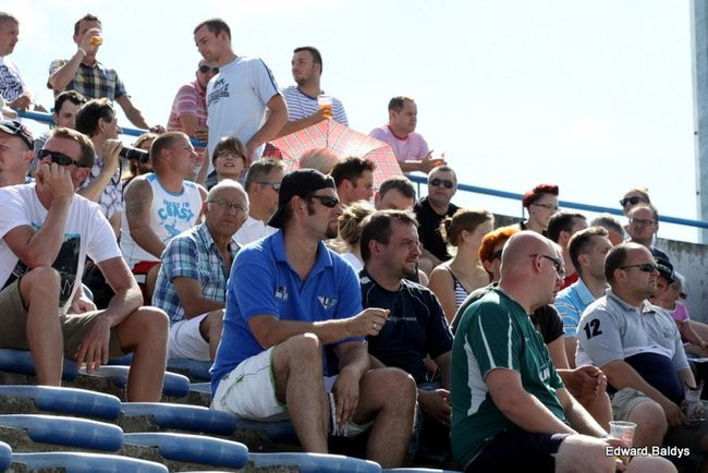 Kibice robią najazd na Gniezno (zdjęcia)