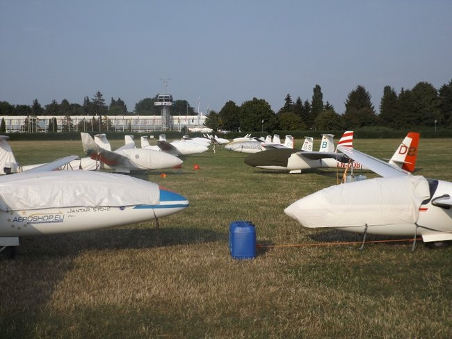 Leszno gości najlepszych szybowników (zdjęcia)