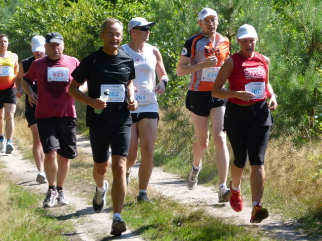 Koleżeńsko w cieniu bukowego lasu (zdjęcia)