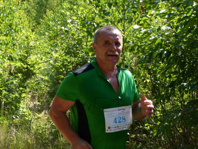 Koleżeńsko w cieniu bukowego lasu (zdjęcia)