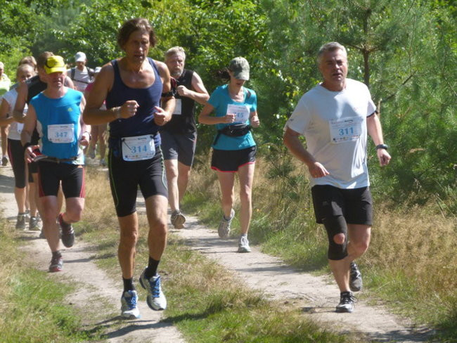 Koleżeńsko w cieniu bukowego lasu (zdjęcia)