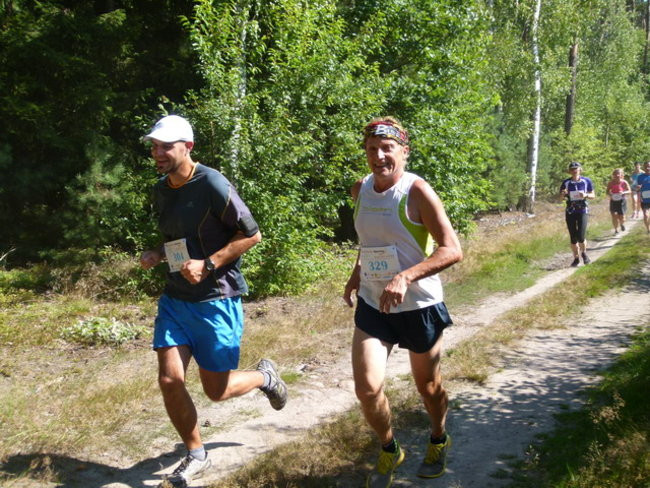 Koleżeńsko w cieniu bukowego lasu (zdjęcia)