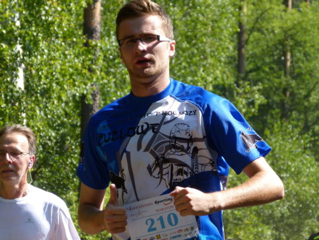 Koleżeńsko w cieniu bukowego lasu (zdjęcia)