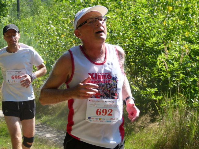 Koleżeńsko w cieniu bukowego lasu (zdjęcia)