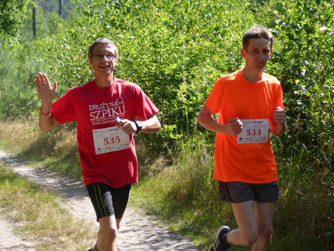 Koleżeńsko w cieniu bukowego lasu (zdjęcia)