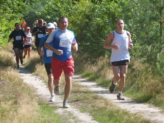 Koleżeńsko w cieniu bukowego lasu (zdjęcia)