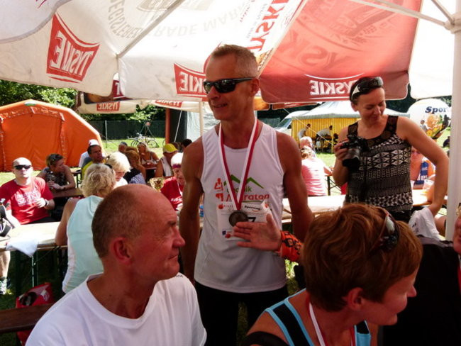 Koleżeńsko w cieniu bukowego lasu (zdjęcia)