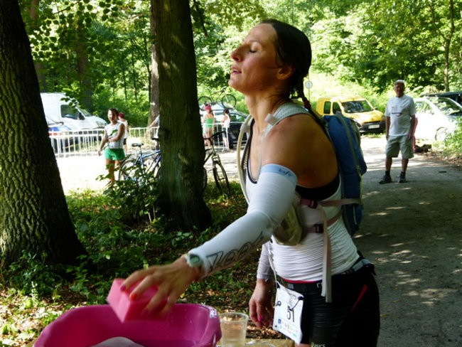 Koleżeńsko w cieniu bukowego lasu (zdjęcia)