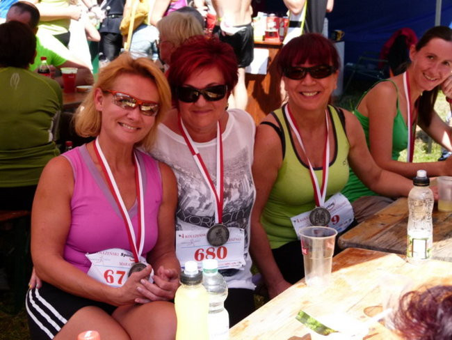 Koleżeńsko w cieniu bukowego lasu (zdjęcia)