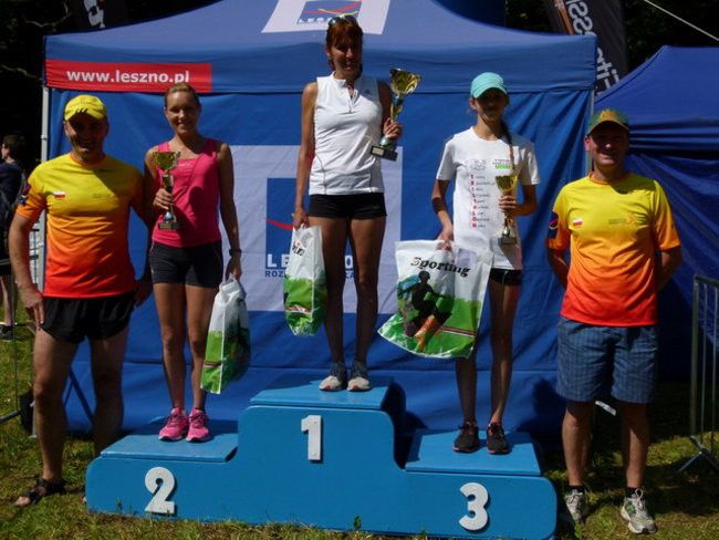 Koleżeńsko w cieniu bukowego lasu (zdjęcia)